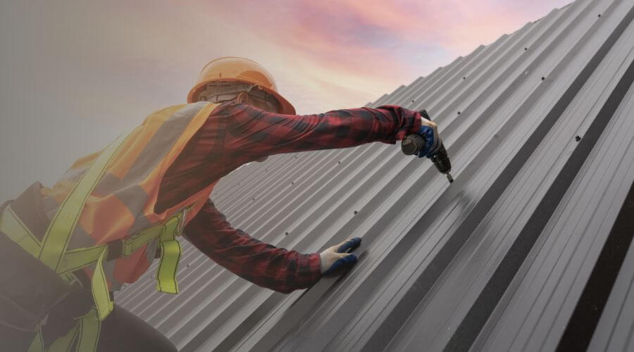 Professional gutter cleaning in Sprague, WA
